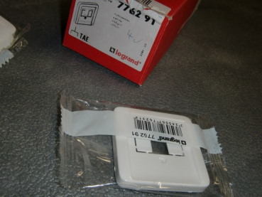 7762 91 Creo ultraweiß Zentralplatte TAE